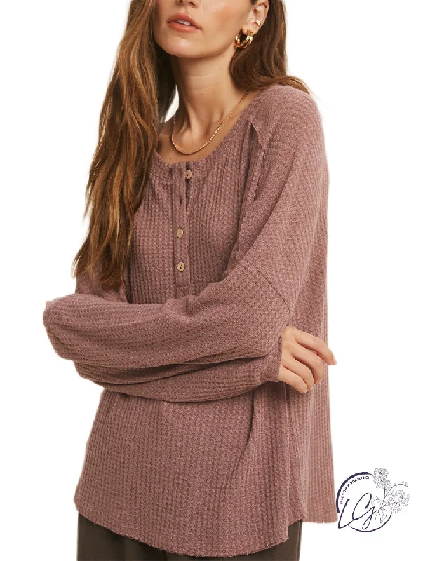 Organic Cotton Women Long Sleeve Top for Eco - Friendly ComfortElegant Waffle Long Sleeve