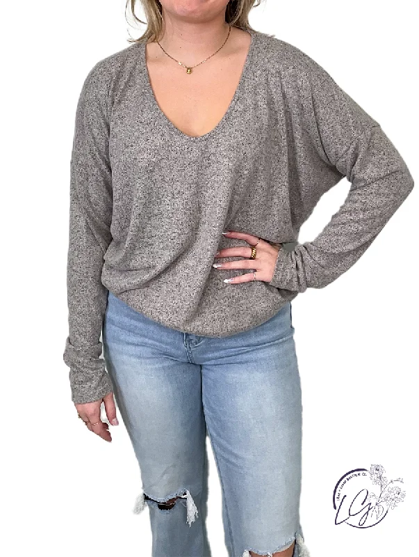 Plus Size Women Long Sleeve Top for a Flattering and Comfortable FitIn The Moment Scoop Neck Long Sleeve
