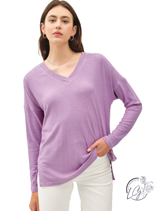 Puffer - Sleeve Women Long Sleeve Top for a Fashion - Forward LookBasic Long Sleeve V-Neck Top