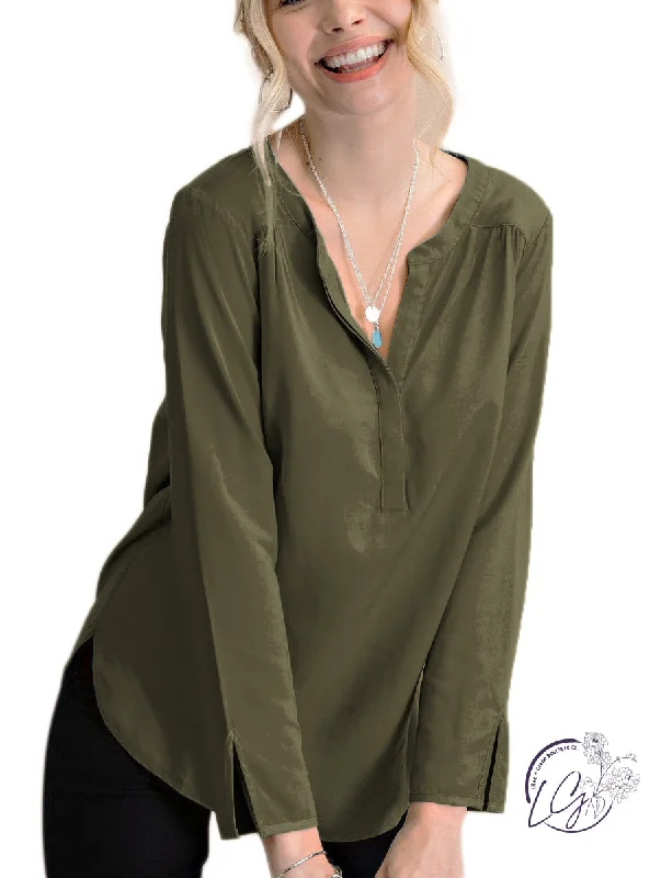 Pocket - Equipped Women Long Sleeve Top for Added FunctionalitySilky Glamour Blouse