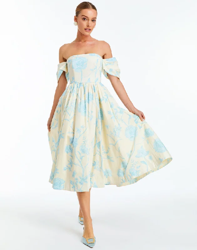 Maternity dress for a baby's first visit to the beach Odette Convertible™ Midi Dress