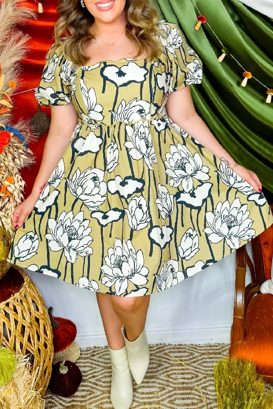 Midi dresses with button - down skirts for a unique and functional design Plus Size Floral Puff Sleeve Dress