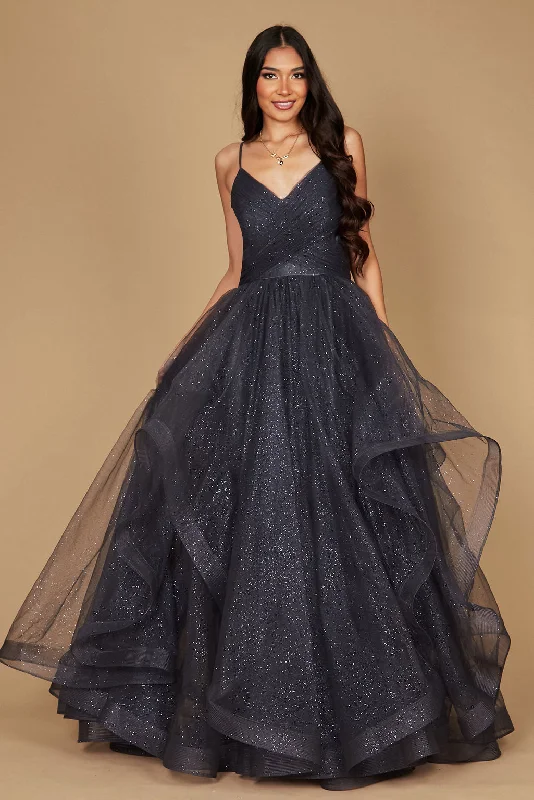 Mermaid silhouette wedding dresses with lace appliques​ Maxi wedding guest dresses with floral prints for summer weddings Sparkling Long Formal Ball Gown