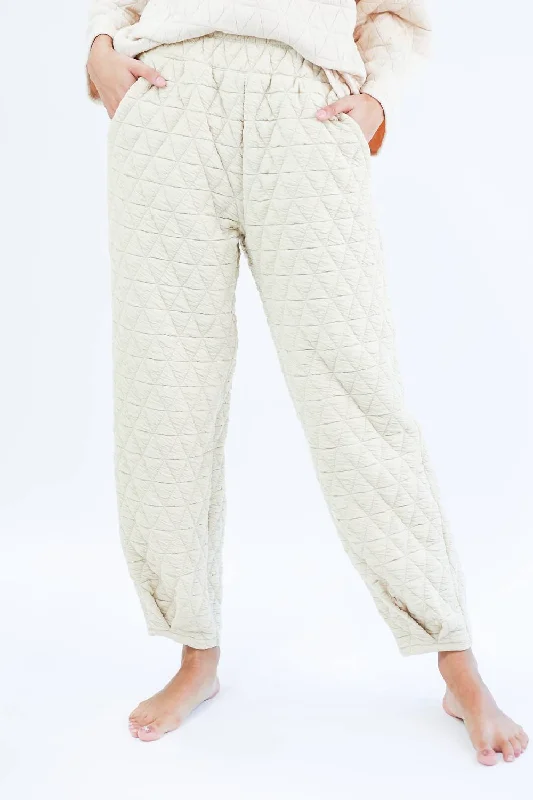 Plus Size Women's Stretch Cotton Tight Trousers in Navy for Comfortable Everyday WearComfort Days Quilted Joggers In Cream