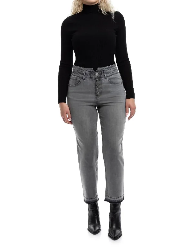 Plus Size Women's Plaid Tight Trousers in Multicolor for a Stylish and Classic LookVienna Relaxed Straight Leg Jean In Washed Black