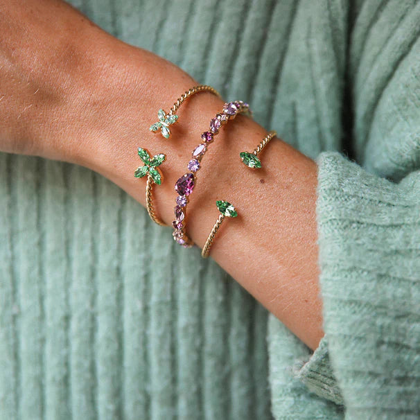 Chunky Knit Women Sweater for Winter WarmthCaroline Svedbom Petite Navette Bracelet - Gold Peridot