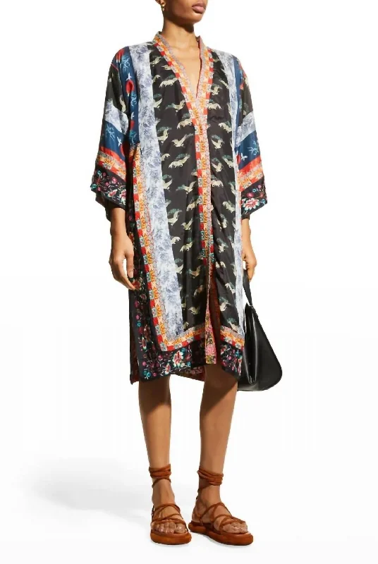 Cashmere Women Sweater with a Luxurious Soft TouchSplendid Namaka Kimono (Lined) In Multi