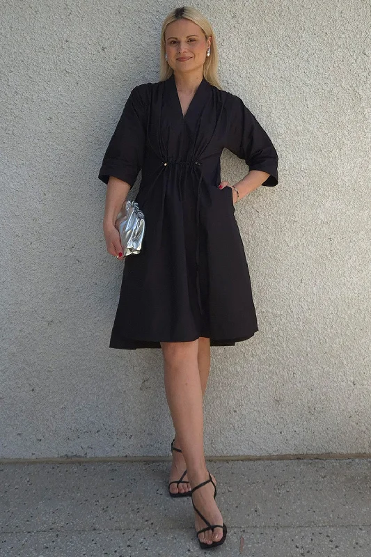 Printed Abstract Women Dress for a Modern and Artistic AppealPrinted Abstract Women Dress for a Modern and Artistic AppealFinley Poplin Short Kaftan Dress in Black