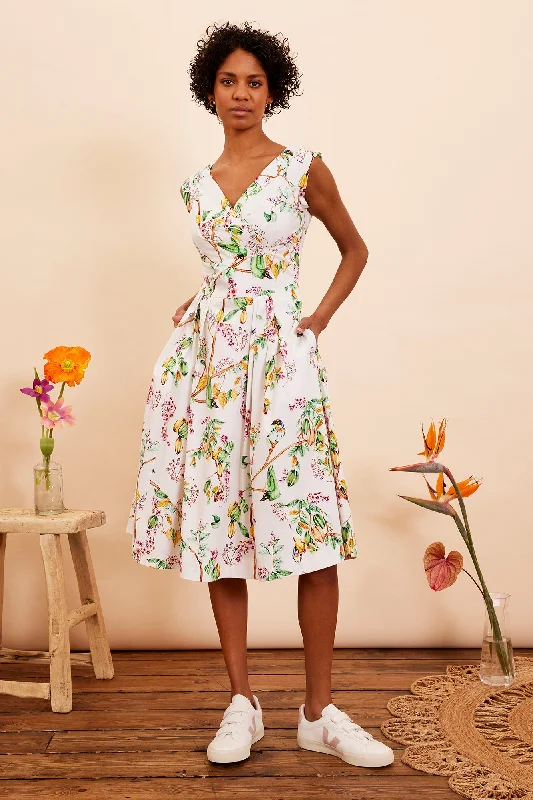 Mini Women Dress with a Short Hem for a Young and Trendy StyleFlorence Gardenia Bird Dress