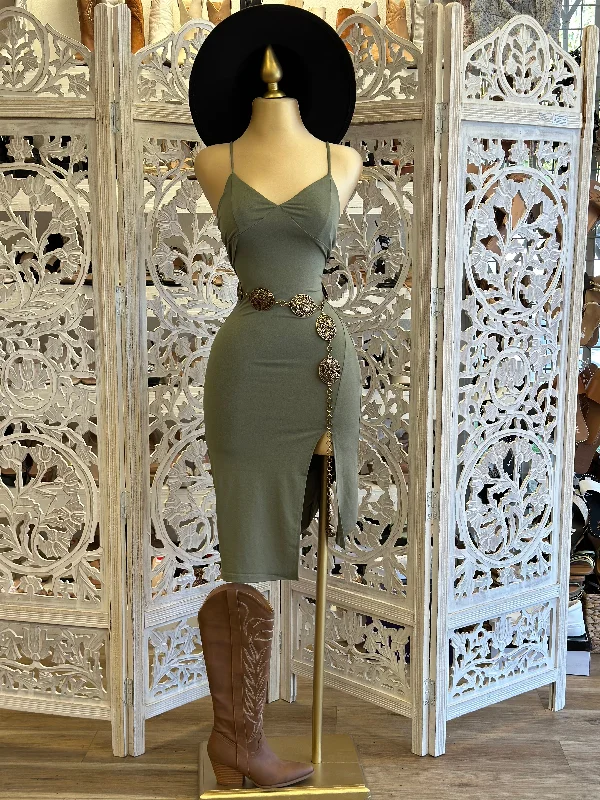 Wrap - Style Women Dress with Adjustable Fit for All Body TypesWrap - Style Women Dress with Adjustable Fit for All Body TypesOlive Triangle Slit Midi Dress