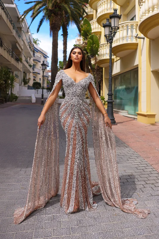 Lace - Embellished Women Dress for an Elegant and Sophisticated Appearance Lace - Embellished Women Dress for an Elegant and Sophisticated Appearance Chic and Holland HF110276