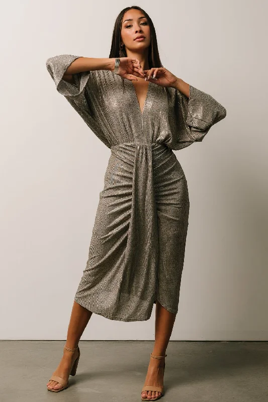 Long - Sleeve Women Dress in Velvet for a Luxurious Winter LookLong - Sleeve Women Dress in Velvet for a Luxurious Winter LookCiara Ruched Midi Dress | Silver Metallic