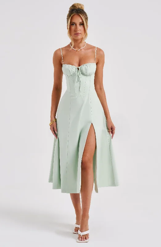 Little Black Women Dress with Sequins for a Glamorous Night OutLittle Black Women Dress with Sequins for a Glamorous Night OutDeanna Midi Dress - Sage