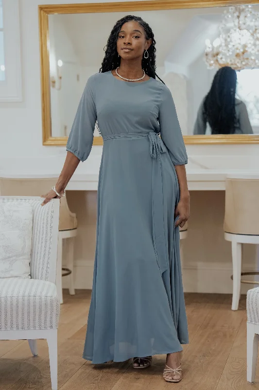 Mini Women Dress with a Short Hem for a Young and Trendy StyleMini Women Dress with a Short Hem for a Young and Trendy StyleRebecca Maxi Dress | Dusty Blue