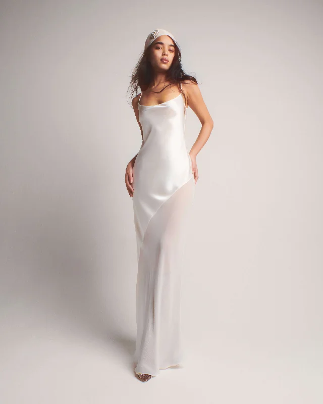 Strapless Women Dress with a Built - in Bra for Comfort and SupportStrapless Women Dress with a Built - in Bra for Comfort and SupportRuba Slip Dress