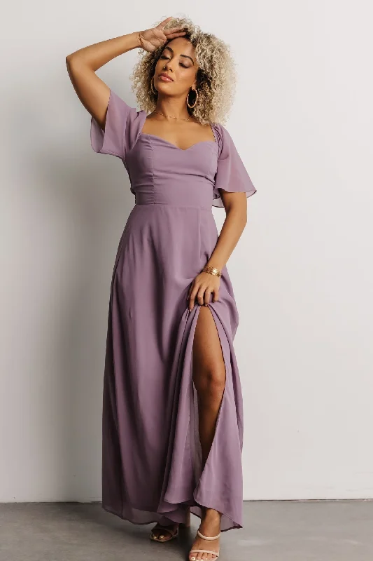 Mermaid - Style Women Dress with a Fitted Silhouette for Special OccasionsMermaid - Style Women Dress with a Fitted Silhouette for Special OccasionsSierra Sweetheart Maxi Dress | Lilac