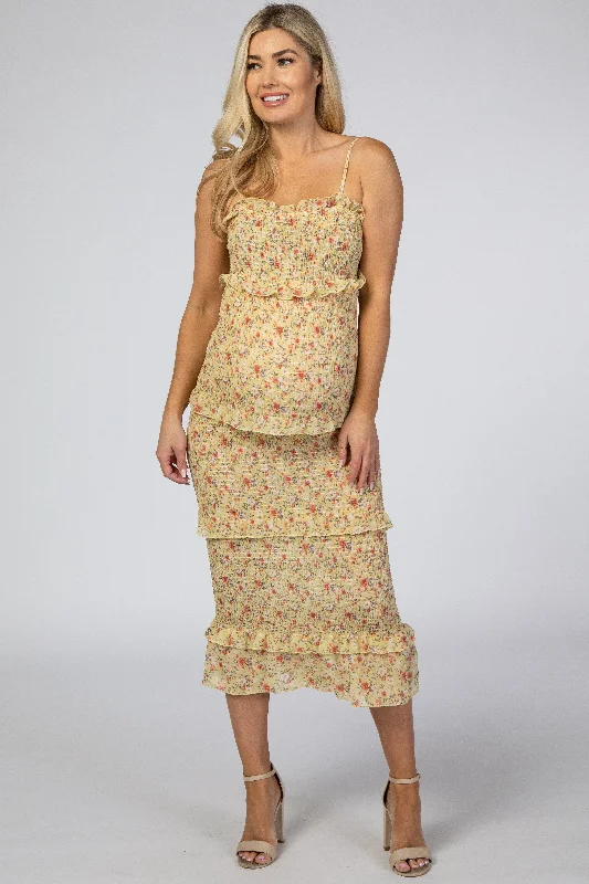 Backless Women Dress for a Sexy and Alluring Look at Evening Events Backless Women Dress for a Sexy and Alluring Look at Evening Events Yellow Floral Chiffon Smocked Fitted Maternity Midi Dress