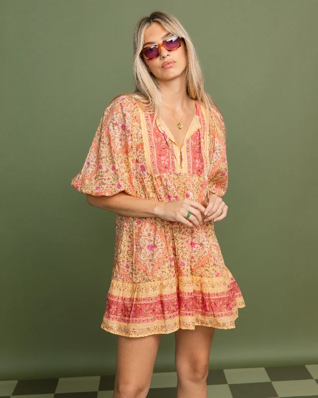 Ruffled Women Dress with Multiple Layers for a Playful and Girly StyleRuffled Women Dress with Multiple Layers for a Playful and Girly StyleAmbers Mini Dress - Pale Yellow