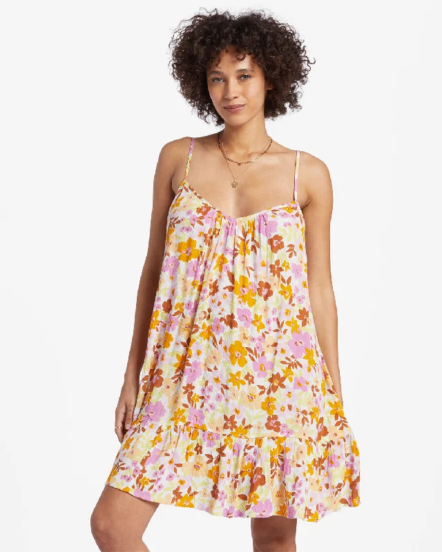 Printed Abstract Women Dress for a Modern and Artistic AppealPrinted Abstract Women Dress for a Modern and Artistic AppealBeach Vibes Swim Cover Up - Salt Crystal 1
