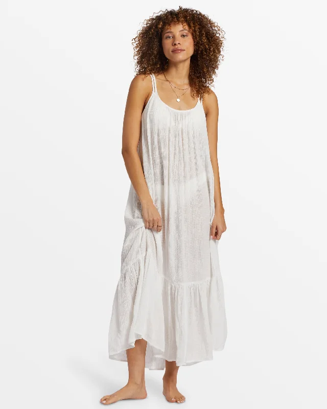Empire Waist Women Dress to Accentuate the Bust and Conceal the WaistEmpire Waist Women Dress to Accentuate the Bust and Conceal the WaistBlue Tides Beach Midi Dress - Salt Crystal