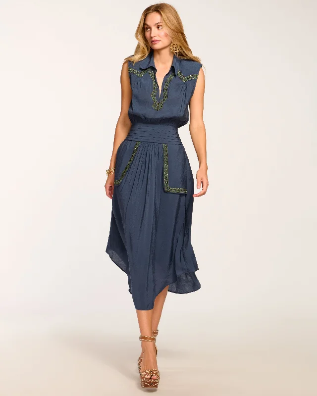 Mini Women Dress with a Short Hem for a Young and Trendy StyleMini Women Dress with a Short Hem for a Young and Trendy StyleBobbie Embellished Midi Dress