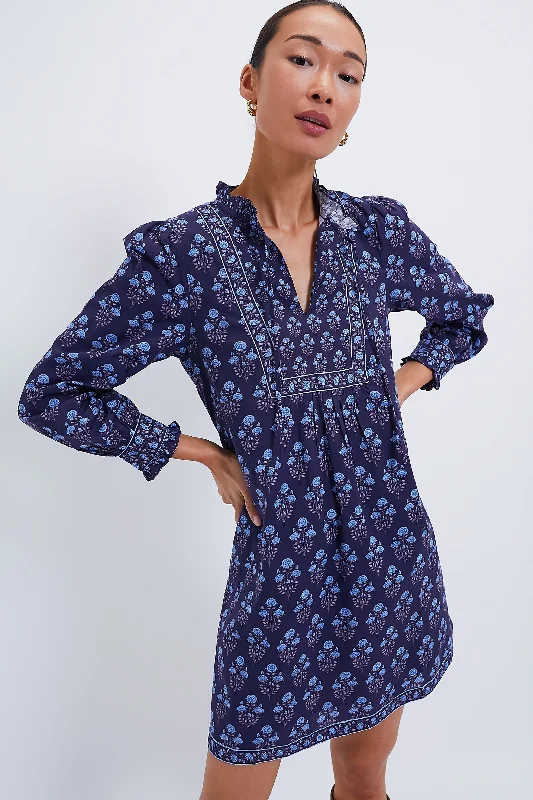 Little Black Women Dress with Sequins for a Glamorous Night OutLittle Black Women Dress with Sequins for a Glamorous Night OutDusk Buta Nell Mini