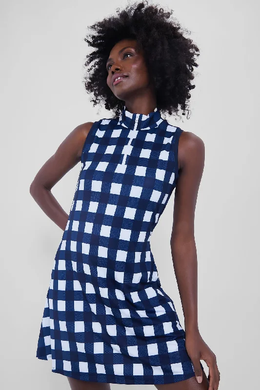 Mermaid - Style Women Dress with a Fitted Silhouette for Special OccasionsMermaid - Style Women Dress with a Fitted Silhouette for Special OccasionsExploded Plaid Sleeveless Lighweight Airflow Quarter Zip Mockneck Dress