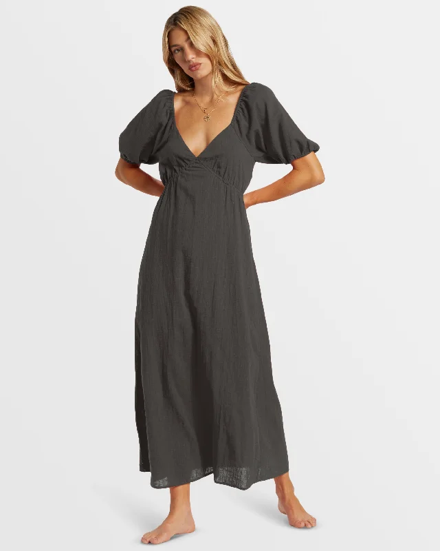 Maxi Women Dress with Floral Print for a Bohemian VibeMaxi Women Dress with Floral Print for a Bohemian VibeLove Fade Puff Sleeve Maxi Dress - Black Sands