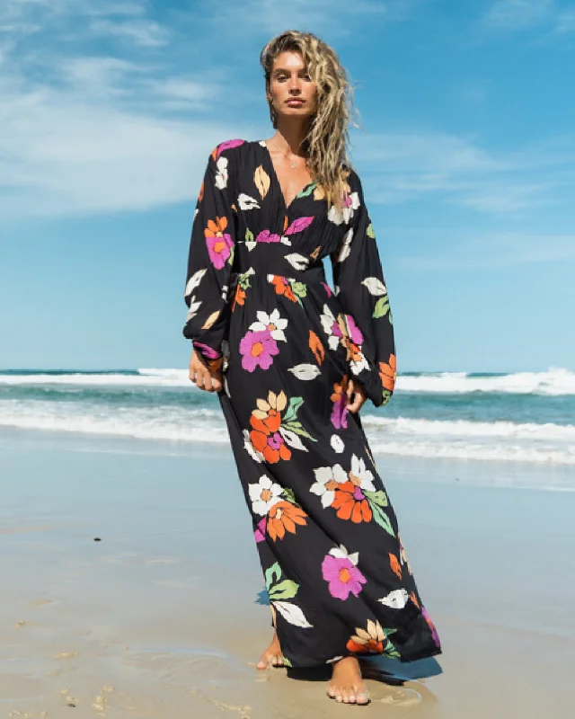 Empire Waist Women Dress to Accentuate the Bust and Conceal the WaistNight Bloom Long Sleeve Maxi Dress - Black Pebble