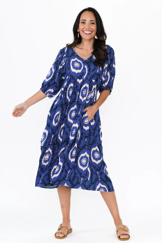 Plus Size Women Dress with a Flattering A - Line Cut for Comfort and StylePansy Blue Paisley Pocket Dress