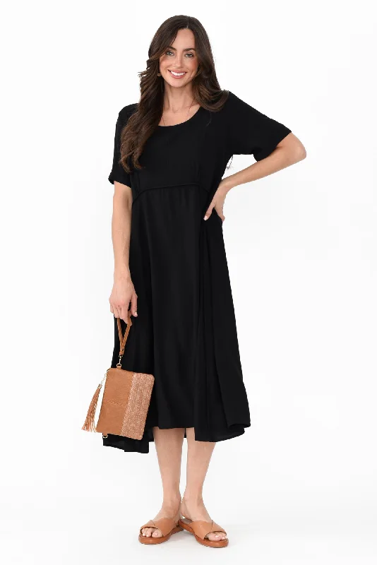 Shift Women Dress with a Simple and Classic Design for Everyday WearZaelia Black Crescent Dress