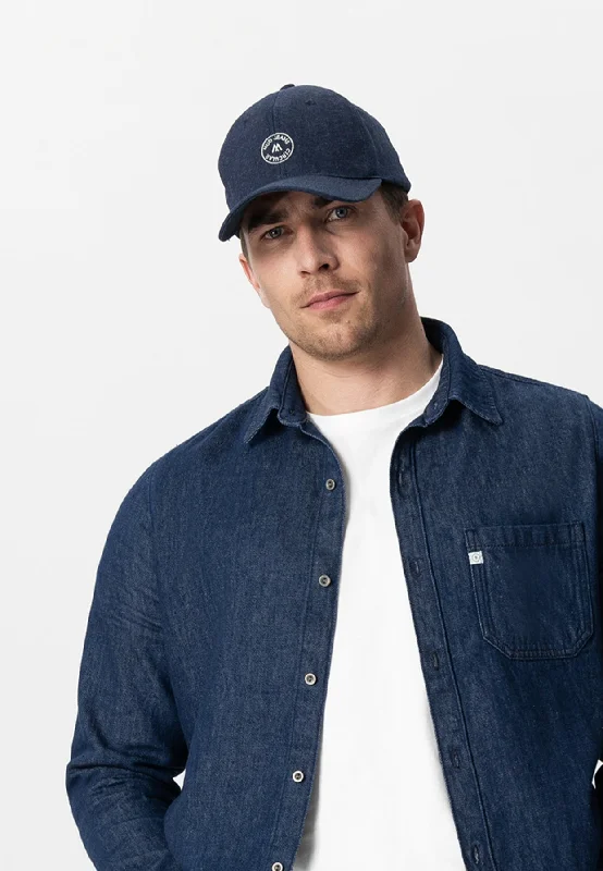 Acid - wash women jeans with a retro finishBase Cap - Dry Spirit