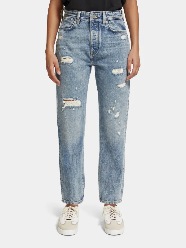 Light - wash women jeans for a fresh and summery appearanceBuzz mid-rise boyfriend-fit jeans