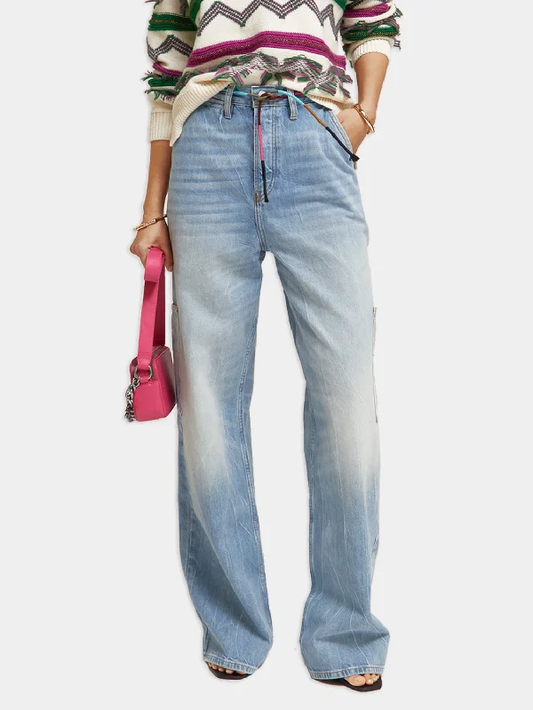 Straight - leg women jeans with a classic and timeless appealDeep low-rise loose-fit jeans