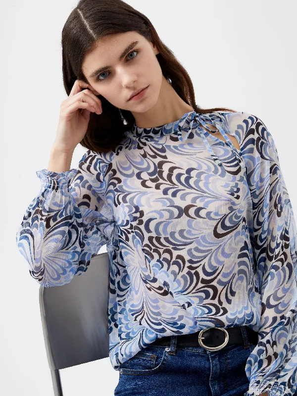Ripped women jeans for a rebellious and fashion - forward styleDiandra Hallie Crinkle Blouse