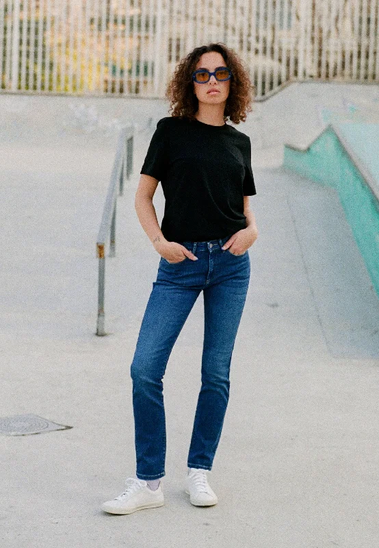 Cargo women jeans with multiple pockets for added functionalityFaye Straight - Stone Indigo