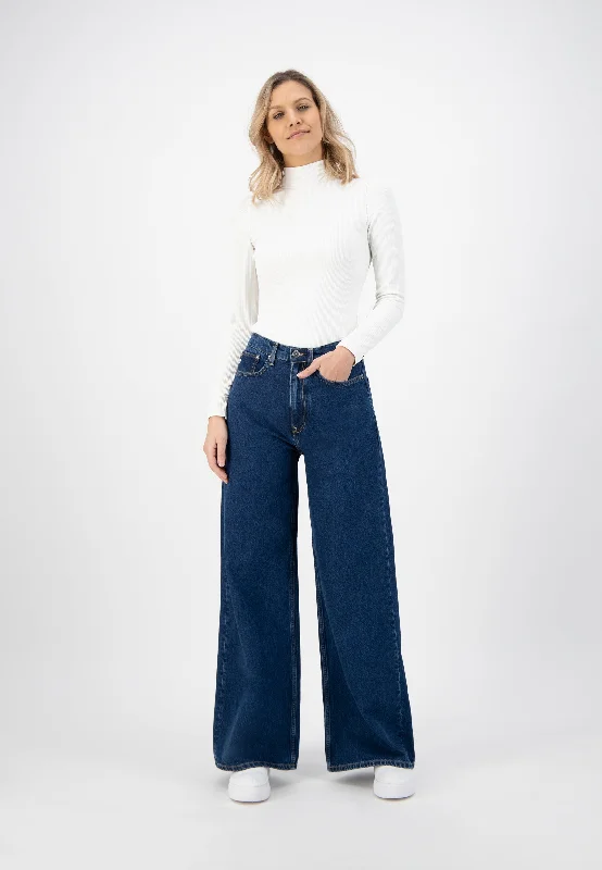 Straight - leg women jeans with a classic and timeless appealWyde Sara - Stone Indigo