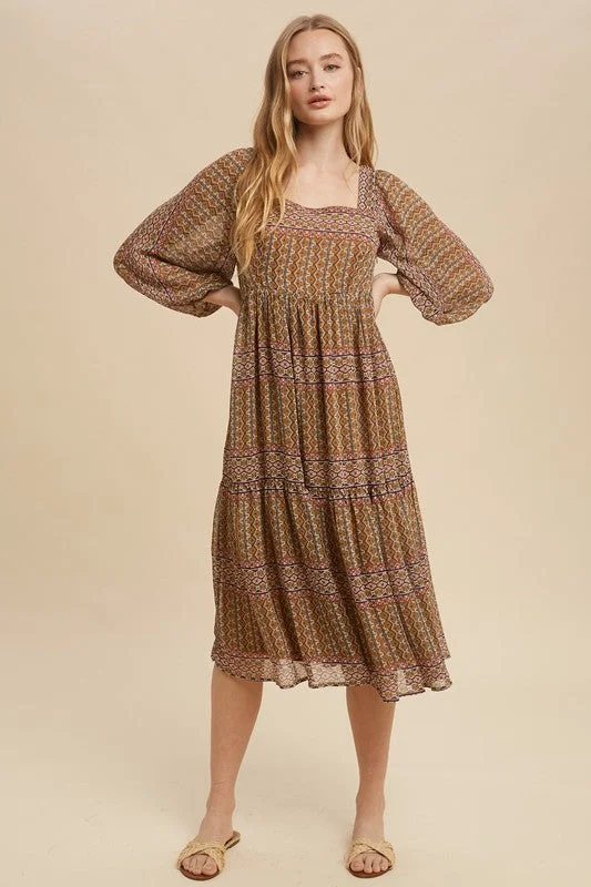 Pleated Women Dress with a Timeless and Elegant TexturePleated Women Dress with a Timeless and Elegant TextureBoho Print Tiered Square Neck Midi Dress