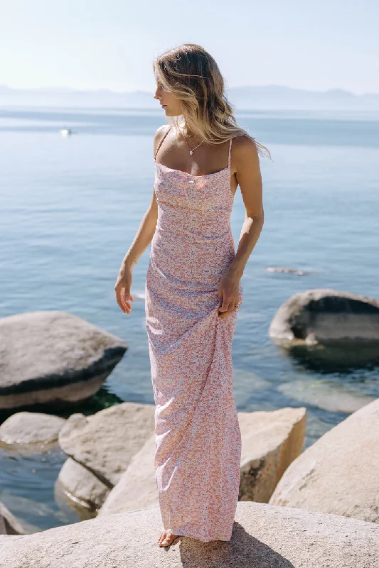 Backless Women Dress for a Sexy and Alluring Look at Evening EventsBackless Women Dress for a Sexy and Alluring Look at Evening EventsIn The Air Maxi Dress Pink