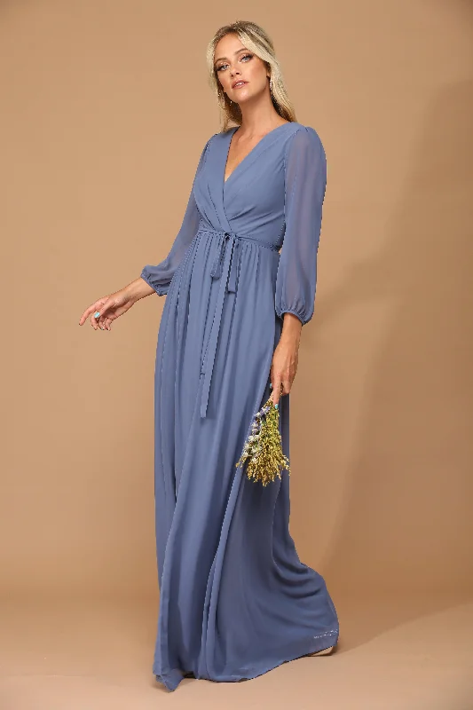Long - Sleeve Women Dress in Velvet for a Luxurious Winter LookLong - Sleeve Women Dress in Velvet for a Luxurious Winter LookLong Sleeve Mother of the Bride Chiffon Dress