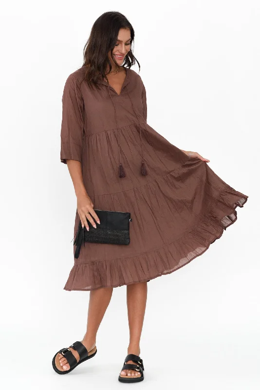 Ball Gown Women Dress with a Full Skirt for a Princess - like LookBall Gown Women Dress with a Full Skirt for a Princess - like LookMilana Chocolate Crinkle Cotton Dress