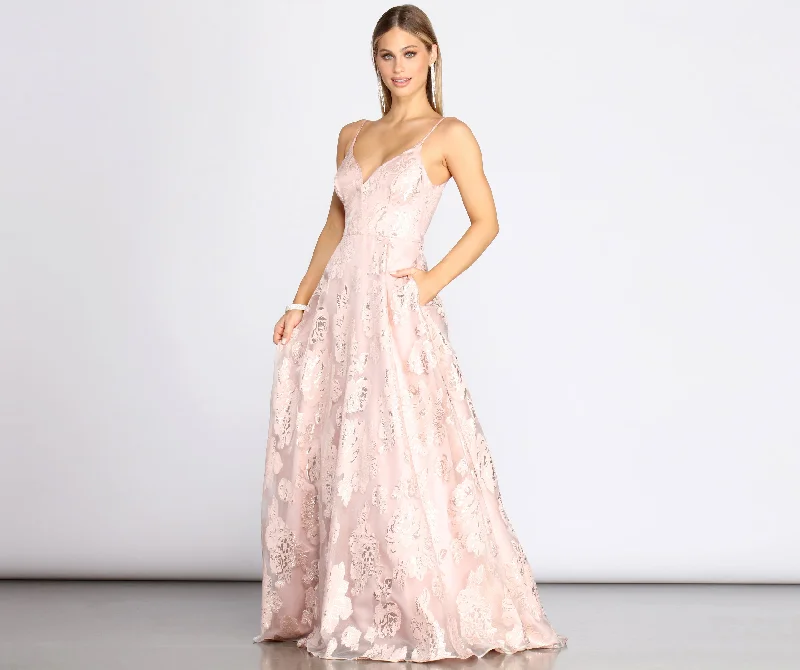 Ball Gown Women Dress with a Full Skirt for a Princess - like LookBall Gown Women Dress with a Full Skirt for a Princess - like LookMisha Floral Organza Ball Gown
