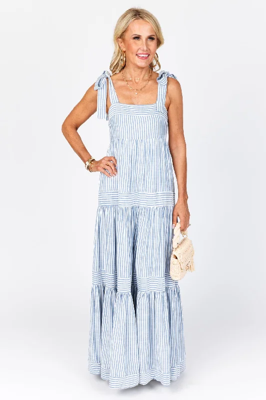 Mermaid - Style Women Dress with a Fitted Silhouette for Special OccasionsMermaid - Style Women Dress with a Fitted Silhouette for Special OccasionsNellie Dress- Blue