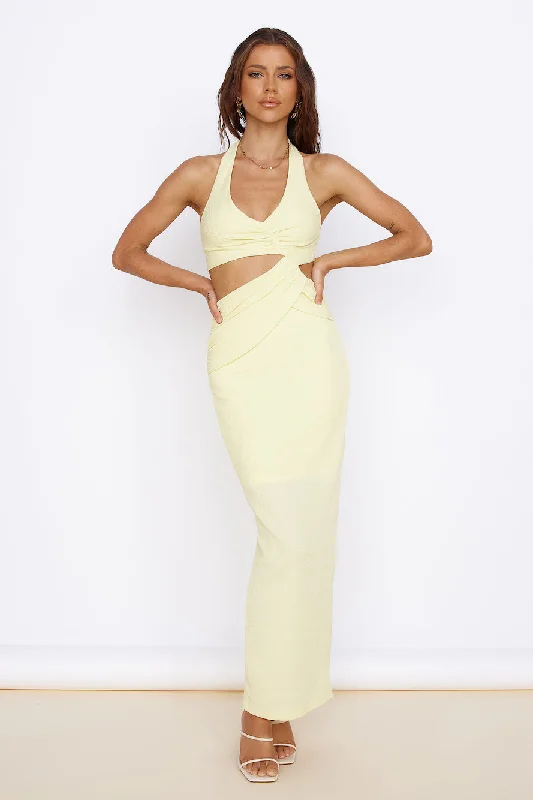 Sleeveless Women Dress in Bright Colors for Summer PartiesSleeveless Women Dress in Bright Colors for Summer PartiesNew Found Purpose Maxi Dress Yellow