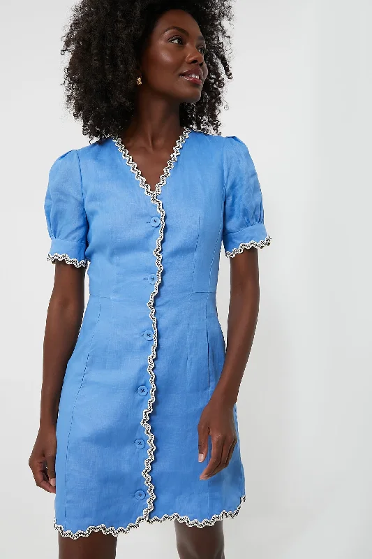 Ball Gown Women Dress with a Full Skirt for a Princess - like LookBall Gown Women Dress with a Full Skirt for a Princess - like LookPeri Blue Marlee Dress
