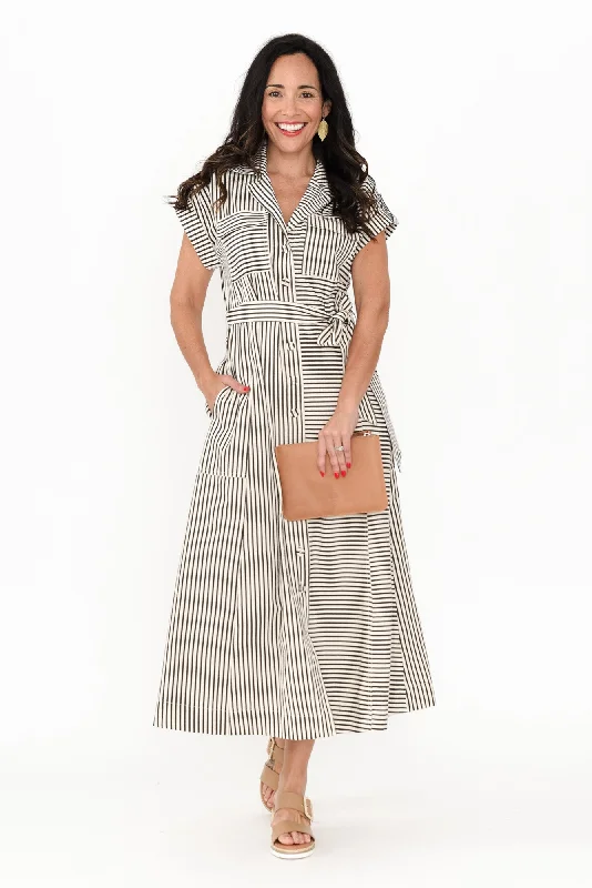 Empire Waist Women Dress to Accentuate the Bust and Conceal the WaistEmpire Waist Women Dress to Accentuate the Bust and Conceal the WaistPortia Black Stripe Tie Dress