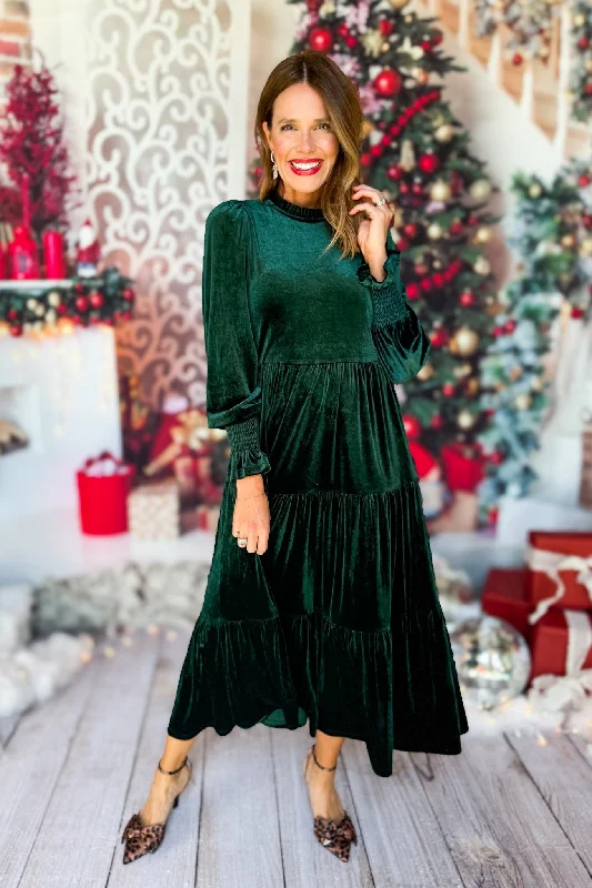 Mermaid - Style Women Dress with a Fitted Silhouette for Special OccasionsSSYS The Ginger Long Sleeve Maxi Dress In Hunter Velvet