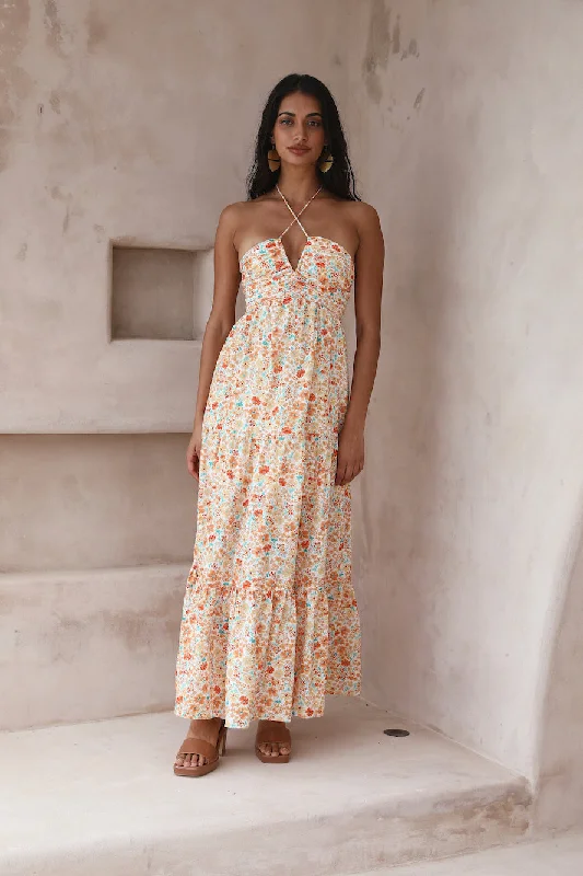 Mermaid - Style Women Dress with a Fitted Silhouette for Special OccasionsMermaid - Style Women Dress with a Fitted Silhouette for Special OccasionsSummer in Paradise Maxi Dress orange