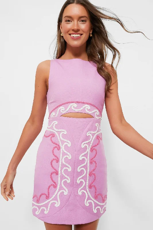 Backless Women Dress for a Sexy and Alluring Look at Evening EventsBackless Women Dress for a Sexy and Alluring Look at Evening EventsTaffy Nara Mini Dress