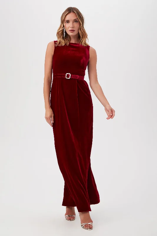 Wrap - Style Women Dress with Adjustable Fit for All Body TypesWrap - Style Women Dress with Adjustable Fit for All Body TypesVedda Velvet Belted Sleeveless Maxi Dress